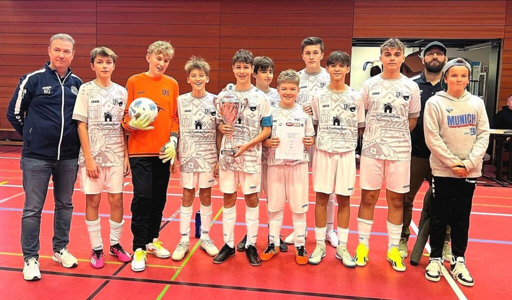 Teisbachs U15 feiert Landkreismeistertitel 